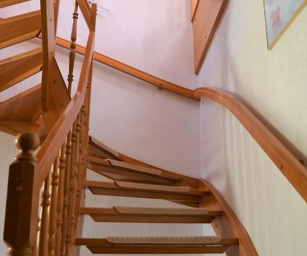 アパート Penthouse Himmelreich Grosszuegige Maisonette Auf 152 Qm Mit Klima & Kamin ゼンフテンベルク